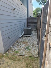7601 Carver Ave in Austin, TX - Building Photo - Building Photo