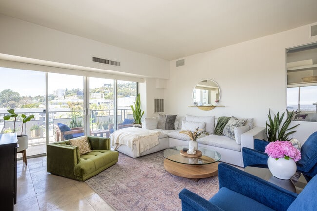property at 1155 N La Cienega Blvd