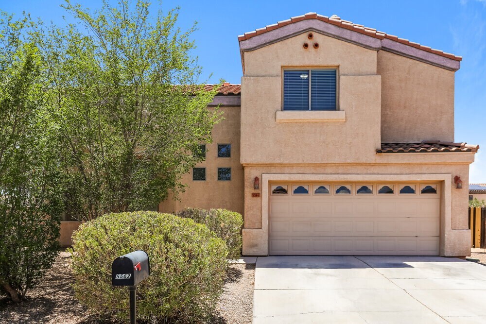 5562 S Lemon Tree Dr in Tucson, AZ - Building Photo