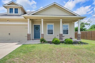 310 Garcitas Creek Ln in Hutto, TX - Building Photo