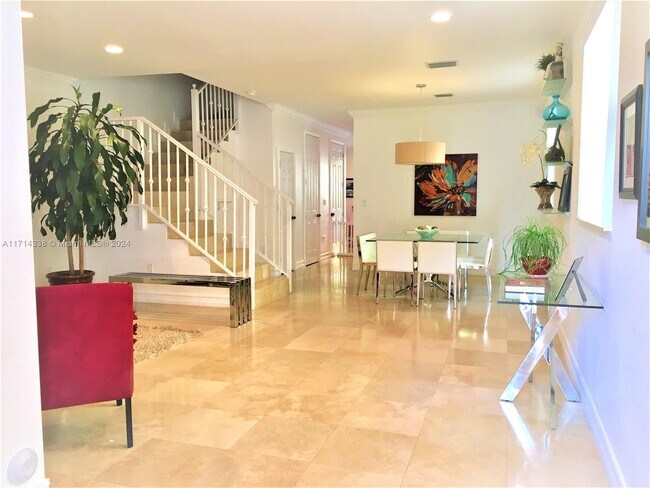3034 Indiana St in Miami, FL - Foto de edificio - Building Photo