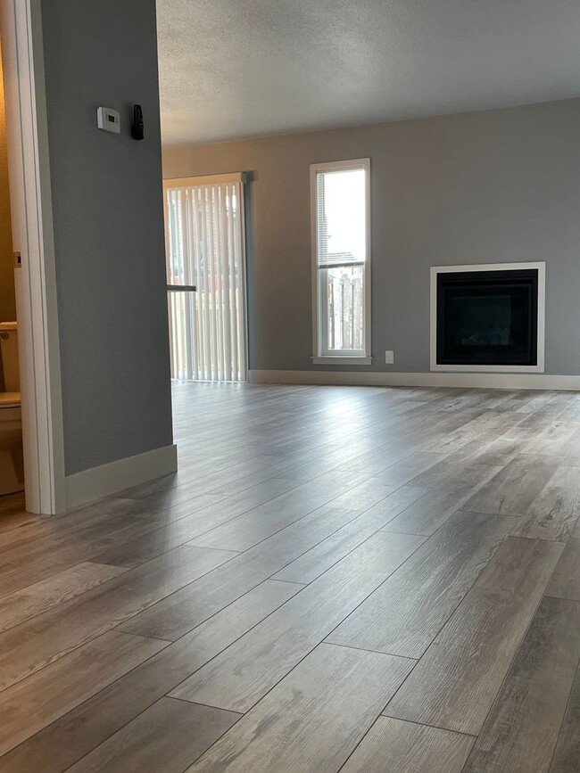 231 Westhills Loop in Gillette, WY - Building Photo - Building Photo