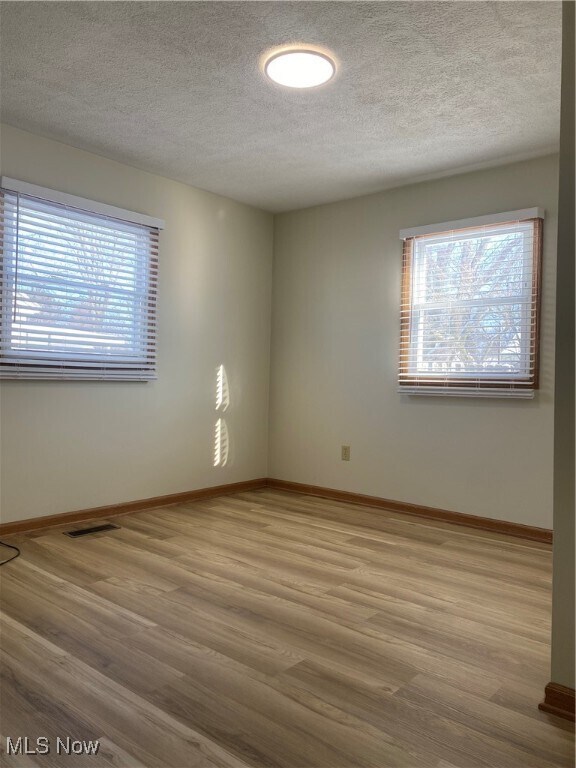 property at 1046 Overland Ave NE