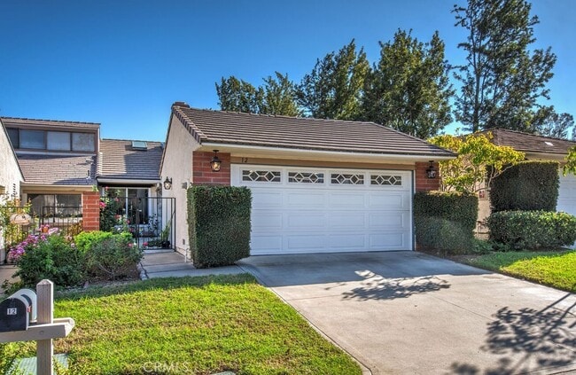 property at 12 Gumwood
