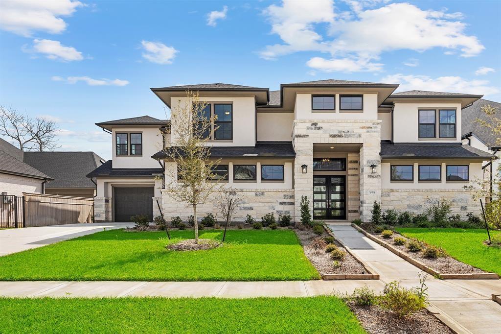 10314 Forest Lake Dr in Sienna, TX - Building Photo