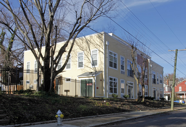 1000 Porter St in Richmond, VA - Foto de edificio - Building Photo