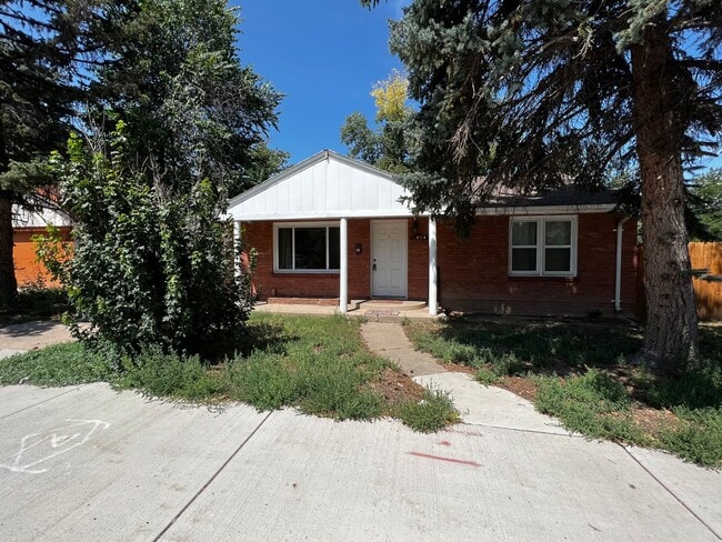 property at 414 E Prospect Rd