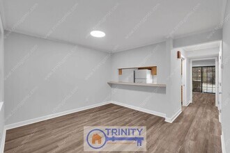 102 Lynn Cir in Easley, SC - Building Photo - Building Photo