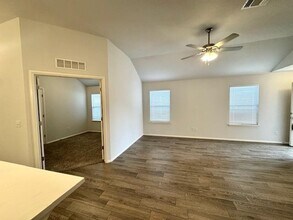 9625 SW 23rd St in Oklahoma City, OK - Building Photo - Building Photo