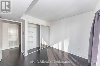 955 Bay St. in Toronto, ON - Building Photo - Building Photo