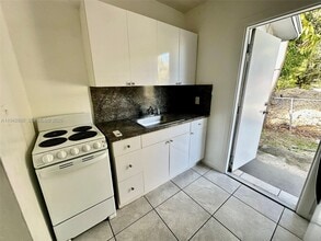 5010 NW 2nd Ave in Miami, FL - Building Photo - Building Photo