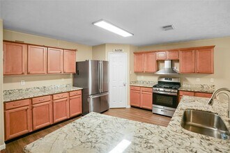 1006 Stillgate Ct in Spring, TX - Building Photo - Building Photo