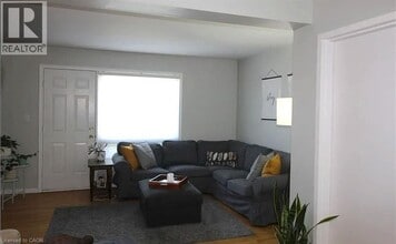 11 Colmar Pl in Hamilton, ON - Building Photo - Building Photo