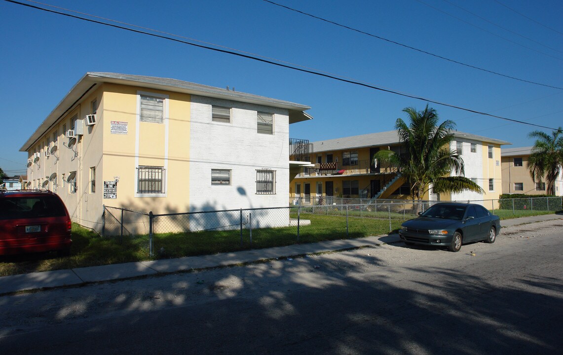 6410 NW 6 Ave in Miami, FL - Building Photo