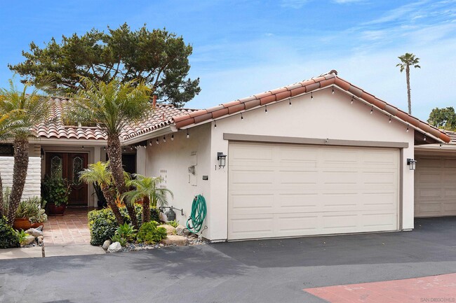 131 Morelia Ct in Solana Beach, CA - Building Photo - Building Photo