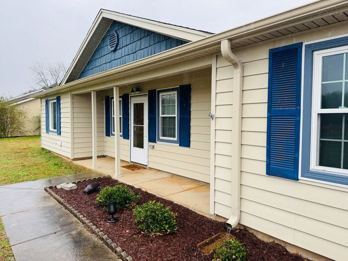 732 Jimmy Fisk Rd in Hazel Green, AL - Building Photo