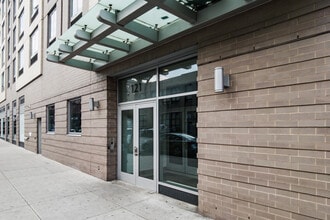 Harlem River Point in New York, NY - Foto de edificio - Building Photo