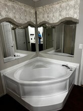 495 Apricot St in New Iberia, LA - Building Photo - Building Photo