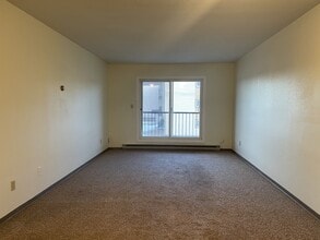 8604-8687 87 Ave in Fort St John, BC - Building Photo - Building Photo