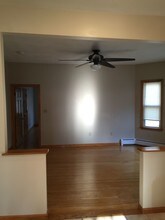 656 June St, Unit 1 in Fall River, MA - Foto de edificio - Building Photo