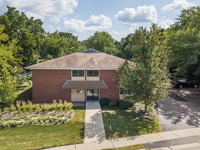 property at 709 W Park Ave