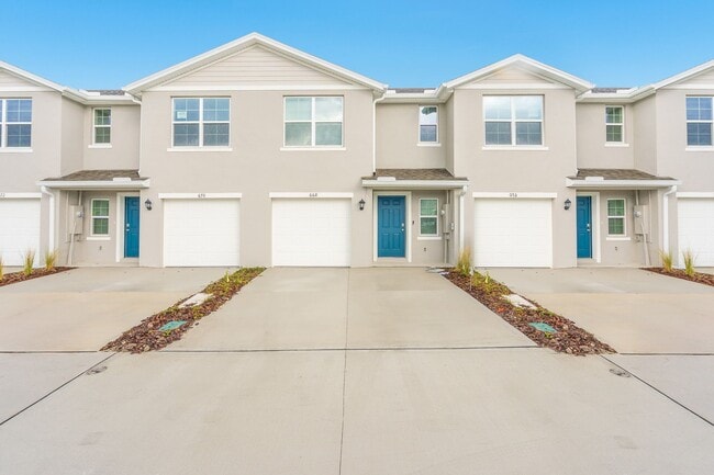 668 Moscato Dr in Daytona Beach, FL - Building Photo - Building Photo
