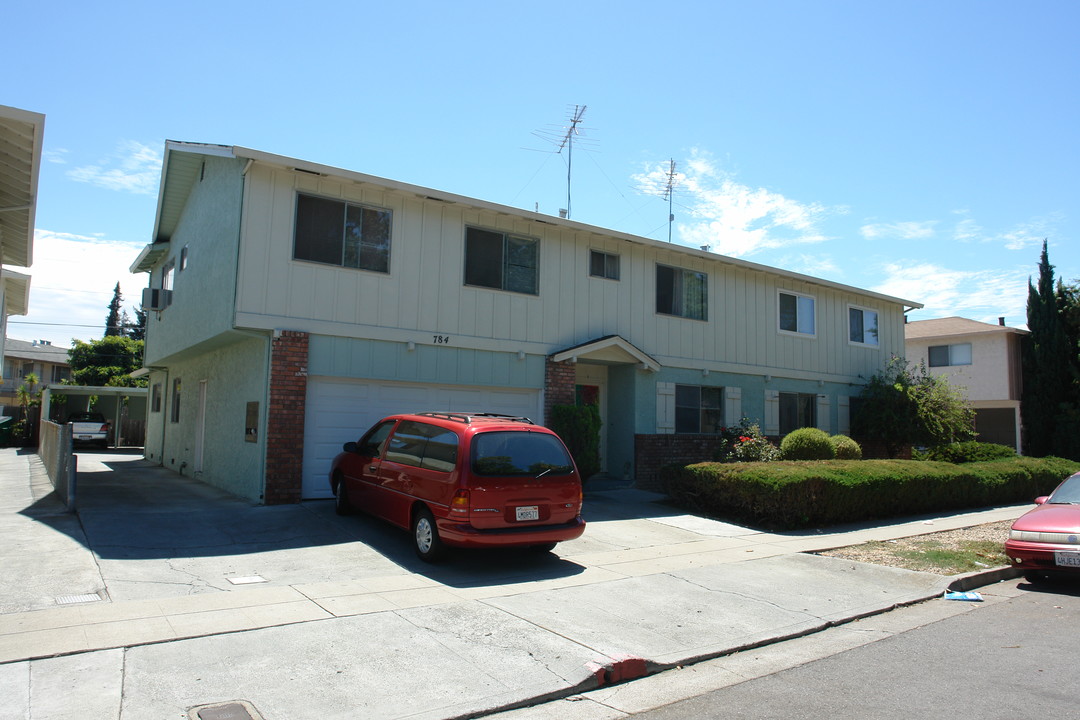 784 Nevin Way in San Jose, CA - Building Photo