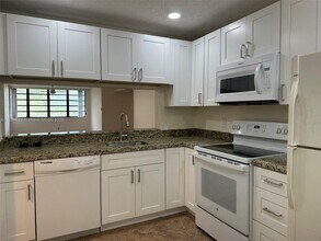 3150 NW 42nd Ave in Coconut Creek, FL - Building Photo - Building Photo