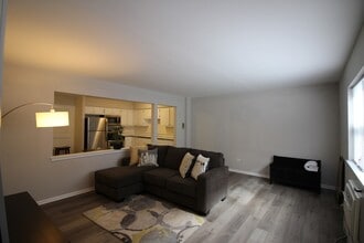4812 N Hermitage Ave, Unit 3C in Chicago, IL - Building Photo - Building Photo
