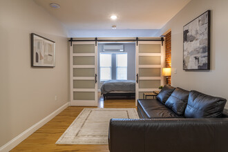 Secure Access - Furnished - All Included in Manchester, NH - Foto de edificio - Interior Photo