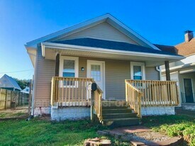 1324 Gavitt St in Evansville, IN - Building Photo