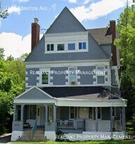 2630 Stanton Ave in Cincinnati, OH - Building Photo