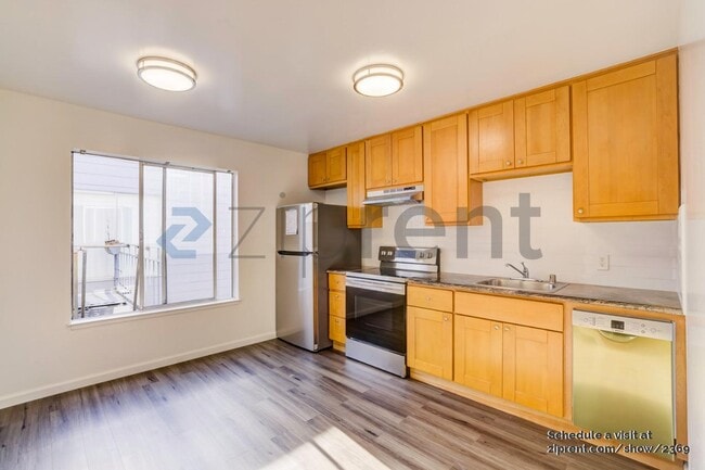 684 Arguello Blvd