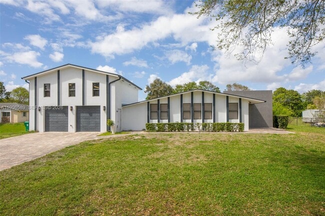 17101 SW 48th St in Southwest Ranches, FL - Building Photo - Building Photo