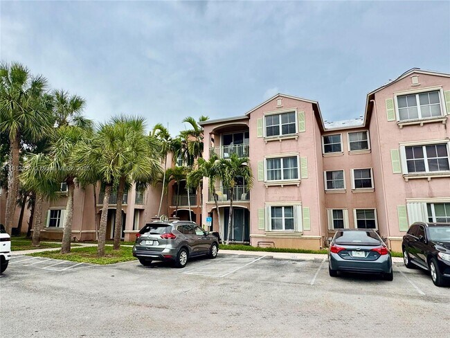 6520 NW 114th Ave in Doral, FL - Building Photo - Building Photo
