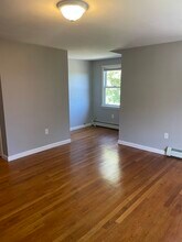 123 Central St, Unit 6 in Georgetown, MA - Building Photo - Building Photo