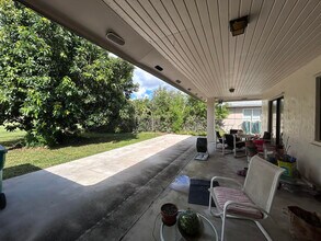 11641 SW 50th St in Cooper City, FL - Building Photo - Building Photo