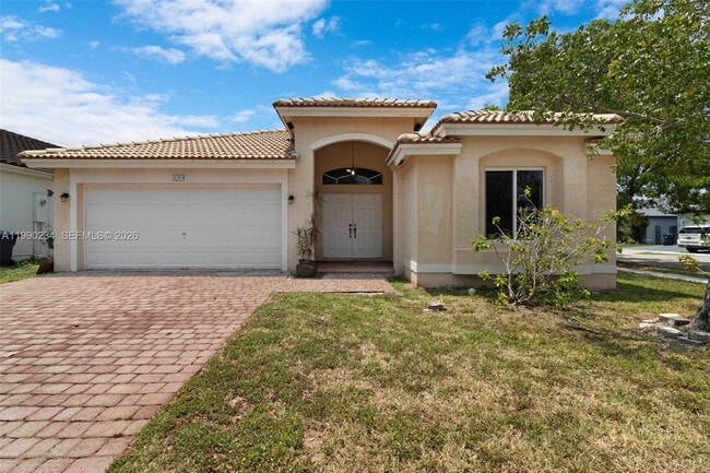 9264 SW 209th Terrace in Cutler Bay, FL - Building Photo - Building Photo