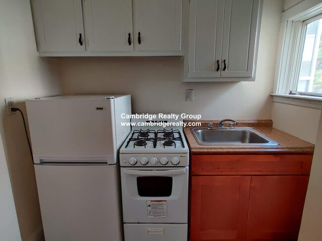 381 Harvard St, Unit 1T