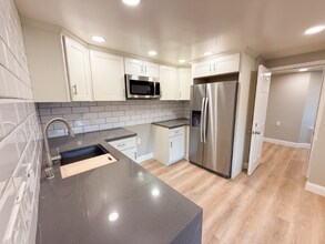 3148 Fruitvale Ave in Oakland, CA - Building Photo - Building Photo