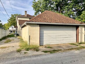 548 E Pearl St in Miamisburg, OH - Building Photo - Building Photo