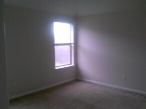 2908 James in Granbury, TX - Building Photo - Building Photo
