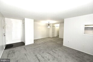 11326 Cherry Hill Rd in Beltsville, MD - Building Photo