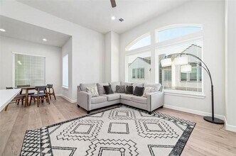 148 Knightsbridge Park Ln in Houston, TX - Building Photo - Building Photo