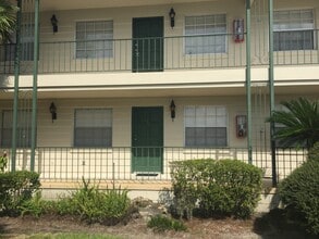 2885 S Osceola Ave, Unit C2 in Orlando, FL - Foto de edificio - Building Photo