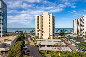 Surfsedge - Park Shore in Naples, FL - Building Photo - Building Photo