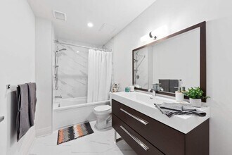 Le Montefiore in Montréal, QC - Building Photo - Building Photo