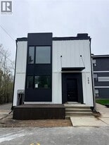 288 Oakwood Crescent in Oakville, ON - Building Photo