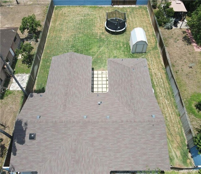 26 Adams St in Mission, TX - Building Photo - Building Photo