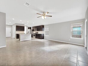 29711 Breakwater Dr in Katy, TX - Building Photo - Building Photo